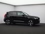 Volvo XC40 2.0 B4 Plus Dark / Trekhaak / Pan. dak / Harman Kardon / 360 camera / Nubuck / Stoel-stuur+voorruitverwarming