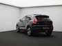 Volvo XC40 2.0 B4 Plus Dark / Trekhaak / Pan. dak / Harman Kardon / 360 camera / Nubuck / Stoel-stuur+voorruitverwarming