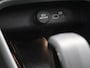 Volvo XC40 2.0 B4 Plus Dark / Trekhaak / Pan. dak / Harman Kardon / 360 camera / Nubuck / Stoel-stuur+voorruitverwarming