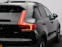 Volvo XC40 2.0 B4 Plus Dark / Trekhaak / Pan. dak / Harman Kardon / 360 camera / Nubuck / Stoel-stuur+voorruitverwarming