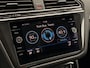 Volkswagen Tiguan 2.0 TSI 4Motion R-LINE 220PK | ACC | Pano | Stoelmassage | 20 inch | Stoel/Stuurverwarming | Achteruitrijcamera | Apple Carplay |