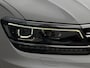 Volkswagen Tiguan 2.0 TSI 4Motion R-LINE 220PK | ACC | Pano | Stoelmassage | 20 inch | Stoel/Stuurverwarming | Achteruitrijcamera | Apple Carplay |