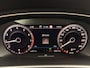 Volkswagen Tiguan 2.0 TSI 4Motion R-LINE 220PK | ACC | Pano | Stoelmassage | 20 inch | Stoel/Stuurverwarming | Achteruitrijcamera | Apple Carplay |