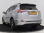 Toyota RAV4 2.5 Hybrid AWD Style | Dealer onderhouden | Rood Leder | Stoelverwarming | Navigatie | Climate Control | Cruise Control Adaptive | Parkeersensoren voor+achter | Elektrische achterklep |