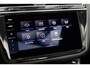 Volkswagen Tiguan 1.4 TSI eHybrid R-Line, Blackstyle, Panoramadak, Trekhaak, Lederen bekleding,