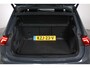 Volkswagen Tiguan 1.4 TSI eHybrid R-Line, Blackstyle, Panoramadak, Trekhaak, Lederen bekleding,