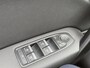Renault Captur 1.0 TCe 100 Intens | NAP | Elektrisch glazen dak | Achteruitrijcamera | LED | Climate Control | Navigatie | DAB |
