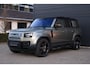 Land Rover Defender 110 2.0 P400e 110 SE / 22 Inch Black / Black Pack / Schuifkanteldak