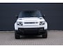 Land Rover Defender 110 2.0 P300e 110 X-Dynamic HSE | HNP € 120.079,- | Trekhaak | Blackpack | Koelvak middenconsole | 22 Inch Gloss Black velgen
