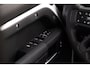 Land Rover Defender 110 2.0 P300e 110 X-Dynamic HSE | HNP € 120.079,- | Trekhaak | Blackpack | Koelvak middenconsole | 22 Inch Gloss Black velgen