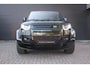 Land Rover Defender 110 P300e X-Dynamic HSE | HNP € 126060,- | Caraway | Elec Trekhaak | 22'' | Body wrap Britisch Racing green