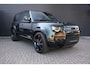 Land Rover Defender 110 P300e X-Dynamic HSE | HNP € 126060,- | Caraway | Elec Trekhaak | 22'' | Body wrap Britisch Racing green