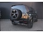 Land Rover Defender 110 P300e X-Dynamic HSE | HNP € 126060,- | Caraway | Elec Trekhaak | 22'' | Body wrap Britisch Racing green