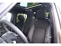 Land Rover Defender 110 P300e 110 X-Dynamic SE | HNP € 124.424,- | 6-Zits | Elec Trekhaak | Mat Groene wrap | Octa Style Velgen