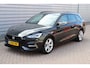 SEAT Leon Sportstourer 1.5 eTSI FR Business Intense O.a: Pdc, Camera, Adaptive cruise, Stoel/stuur verw., ACC, Digitaal dashboard, Etc..  Rijklaar! All-in prijs!
