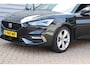 SEAT Leon Sportstourer 1.5 eTSI FR Business Intense O.a: Pdc, Camera, Adaptive cruise, Stoel/stuur verw., ACC, Digitaal dashboard, Etc..  Rijklaar! All-in prijs!