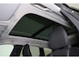 Volvo XC60 T8 Recharge AWD Ultimate Dark - Panorama/schuifdak - IntelliSafe Assist & Surround - 360º Camera - Bowers & Wilkins audio - Adaptieve LED koplampen - Verwarmde voorstoelen, stuur & achterbank - Parkeersensoren voor & achter - Elektr. bedienb. voorstoelen met geheugen - Geventileerde voorstoelen - Head up display - Draadloze tel. lader - Standkachel - Extra getint glas - 20' LMV