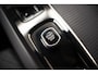 Volvo V60 2.0 B3 Core Aut. [ LED Adapt.cruise Stoelverwarming voor en achter ]