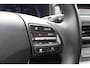 Hyundai Kona Electric EV Fashion 64 kWh NL Auto/Apple carplay/Warmtepomp/Achteruitrijcamera/Lane assist/Adaptieve cruise control/Dodehoek assistent/DAB