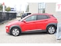 Hyundai Kona Electric EV Fashion 64 kWh NL Auto/Apple carplay/Warmtepomp/Achteruitrijcamera/Lane assist/Adaptieve cruise control/Dodehoek assistent/DAB