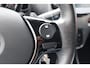Toyota Aygo 1.0 VVT-i x-joy Automaat Nederlandse auto/Apple carplay/Achteruitrijcamera/Climate control/DAB Radio/Licht metalen velgen