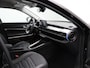 Jeep Avenger Summit 54 kWh Warmtepomp | Stoelverwarming | Stuurverwarming | Camera | Parkeersensoren Voor en Achter | Dodehoekbewaking | Cruise Control Adaptief