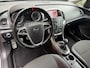 Opel Astra 1.4 Turbo Cosmo / bj.2011 / kleur: wit / 5 deurs / navigatie / trekhaak / sportvelgen / APK 03/2027 / NAP 259731 km.