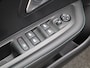 Peugeot e-208 EV Allure Pack 50 kWh 91% SOH | Stoelverwarming | Camera | Parkeersenoren | Climate Control | Groot Navigatiescherm | Aple Carplay/Android Auto | Cruise Control | 16" Lichtmetalen Velgen