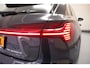 Audi E-tron 50 quattro Launch edition plus 71 kWh [ Panoramadak Memory seats Adapt cruise ]