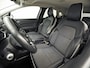 Renault Captur 1.6 E-Tech Plug-in Hybrid 160 Sport 160Pk Automaat (VIRTUAL COCKPIT, APPLE CARPLAY, GROOT NAVI, CAMERA, SPORTSTOELEN, LEDER, GETINT GLAS, LANE ASSIST, NIEUWSTAAT)