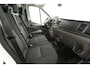 Ford Transit 2.0 TDCI 170PK L2H2 | 3500KG Trekgew. | Trekhaak | Airco | Cruise | Camera | Carplay | 3 Zits