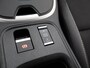 Jeep Avenger 1st Edition 54 kWh SOH 95% | Stoelverwarming | Camera | Parkeersensoren Voor en Achter | Apple Carplay/Android Auto