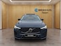 Volvo XC60 2.0 T6 Plug-in hybrid AWD Ultra Dark | Luchtvering | Trekhaak | Harman Kardon | Panoramadak | Stoel + Stuur Verwarming | 360 Camera |