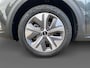 Kia Niro EV e-Niro DynamicPlusLine 64 kWh | Climate control | Navigatie | Parkeercamera | Stoel + stuurverwarming | Keyless | Schuif-kanteldak | Line assist |