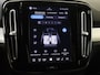 Volvo XC40 B4 Plus Dark | Trekhaak | Stoel en Stuurverwarming | Getinte Ramen |