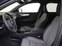 Volvo XC40 B4 Plus Dark | Trekhaak | Stoel en Stuurverwarming | Getinte Ramen |