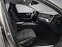 Volvo V60 2.0 B3 163pk mild hybride Momentum Business automaat, Navigatie, Clima controle, Cruise controle, Stoelverwarming, Elek ramen V/A, Pdc V/A, Xenon verlichting, Achteruitrijcamera, Elek achterklep, Nederlandse auto !! Bovag afleverpakket 695,-