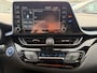 Toyota C-HR / C-HR+ 1.8 Hybrid Bi-Tone | 120pk | Achteruitrijcamera | Trekhaak | Adaptieve Cruise | Lederen Bekleding | Stoelverwarming