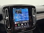 Volvo XC40 Recharge P8 AWD R-Design 408PK SOH 93,3% | Trekhaak | Harman/Kardon | Camera | Stoel/Stuurverwarming