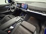 BMW iX1 eDrive20 67 kWh M-Sport ProShadow Line SOH 98,3% | Origineel NL | Camera | 130KW Snelladen | Stoel/Stuurverwarming
