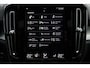 Volvo XC40 T4 Recharge Core Bright - IntelliSafe Assist & Surround - Parkeercamera achter - Verwarmde voorstoelen & stuur - Parkeersensoren voor & achter - Draadloze tel. lader - Extra getint glas - Inklapbare trekhaak - 19' LMV