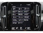 Volvo XC40 T4 Recharge Core Bright - IntelliSafe Assist & Surround - Parkeercamera achter - Verwarmde voorstoelen & stuur - Parkeersensoren voor & achter - Draadloze tel. lader - Extra getint glas - Inklapbare trekhaak - 19' LMV