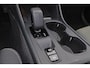 Volvo XC40 T4 Recharge Core Bright - IntelliSafe Assist & Surround - Parkeercamera achter - Verwarmde voorstoelen & stuur - Parkeersensoren voor & achter - Draadloze tel. lader - Extra getint glas - Inklapbare trekhaak - 19' LMV