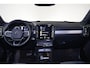 Volvo XC40 T4 Recharge Core Bright - IntelliSafe Assist & Surround - Parkeercamera achter - Verwarmde voorstoelen & stuur - Parkeersensoren voor & achter - Draadloze tel. lader - Extra getint glas - Inklapbare trekhaak - 19' LMV