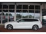 Volvo V60 2.0 B3 R-Design | Navigatie | Sportstoelen | Full LED | Pilot Assist | Camera | NL auto!! |