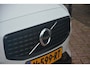 Volvo V60 2.0 B3 R-Design | Navigatie | Sportstoelen | Full LED | Pilot Assist | Camera | NL auto!! |