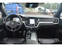 Volvo V60 2.0 B3 R-Design | Navigatie | Sportstoelen | Full LED | Pilot Assist | Camera | NL auto!! |