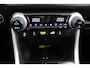 Toyota RAV4 2.5 Plug-in Hybrid AWD Dynamic Elektrisch Verstelbare Bestuurdersstoel | Stoel en Stuurwielverwarming | Draadloos telefoonlader | Grootscherm Navigatie |
