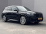BMW X1 xDrive30e / Dealer onderhouden / Accu SoH 96 % / M-SPORT / 240 KW Plug In / 1.800 kg Elektrische trekhaak / Leder / HUD / Camera 360° / Stuur- & stoelverwarming / Navi / Apple Carplay Android / 18" LM wielen /