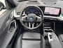 BMW X1 xDrive30e / Dealer onderhouden / Accu SoH 96 % / M-SPORT / 240 KW Plug In / 1.800 kg Elektrische trekhaak / Leder / HUD / Camera 360° / Stuur- & stoelverwarming / Navi / Apple Carplay Android / 18" LM wielen /
